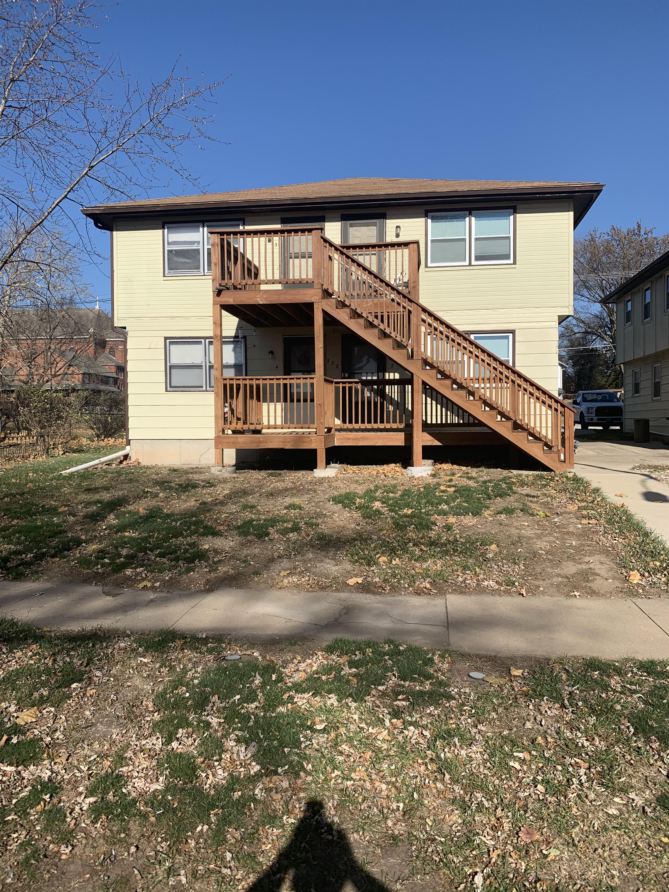 732 Seneca St - 1